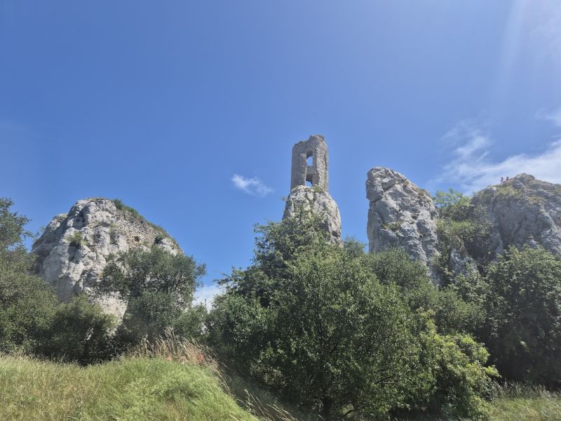SIROTČÍ HRÁDEK